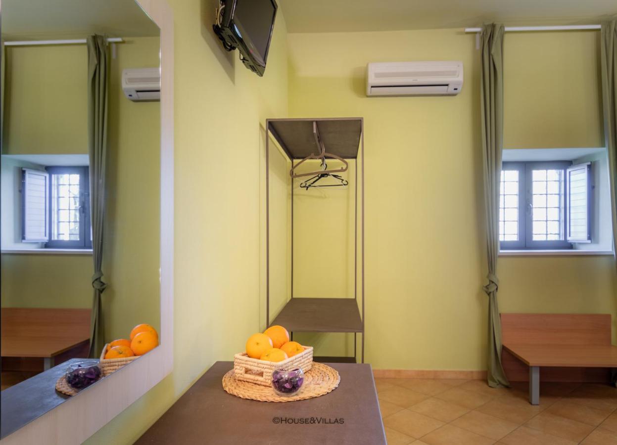 Villa Rosaria Rooms 노토 외부 사진