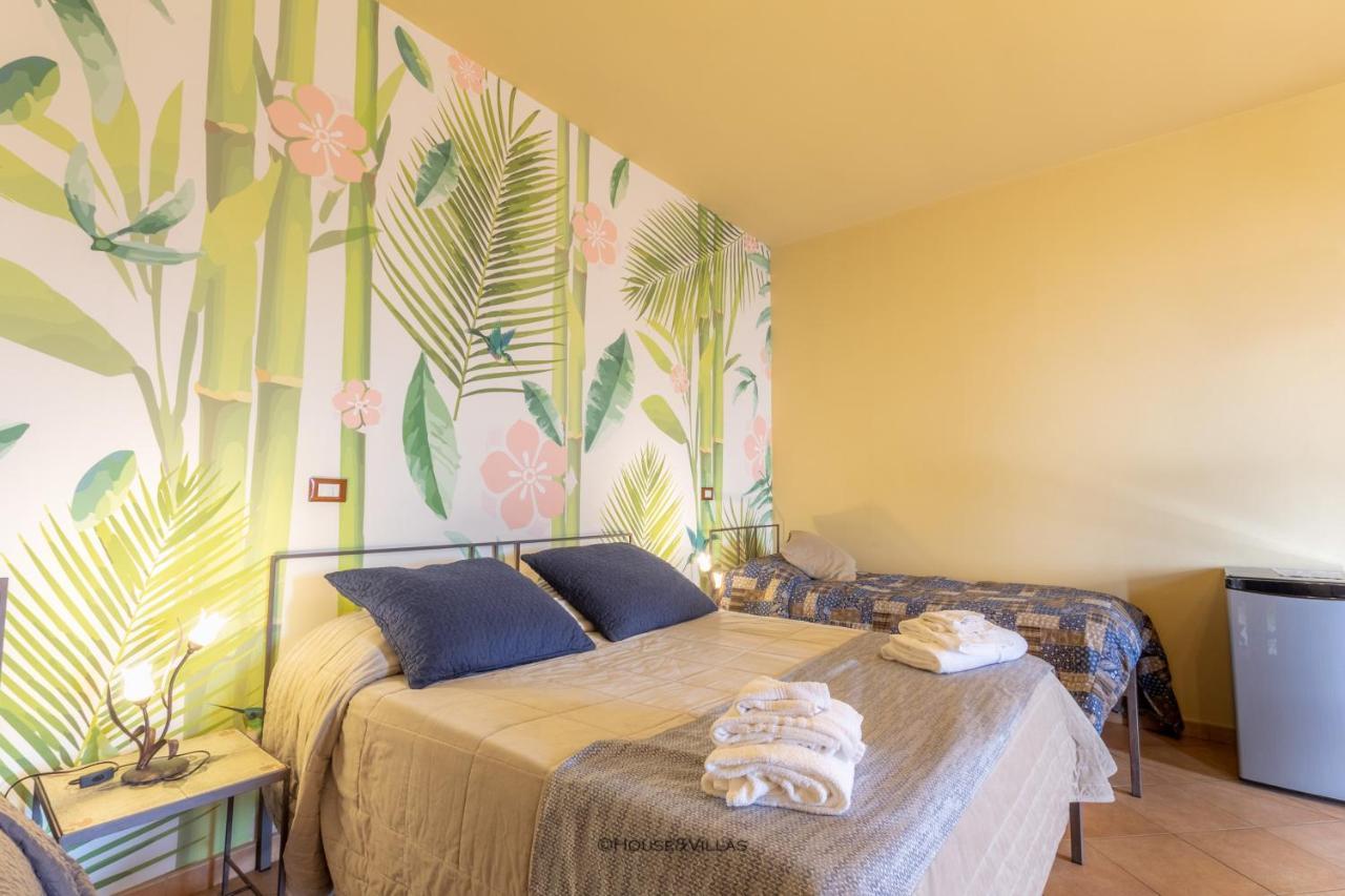 Villa Rosaria Rooms 노토 외부 사진
