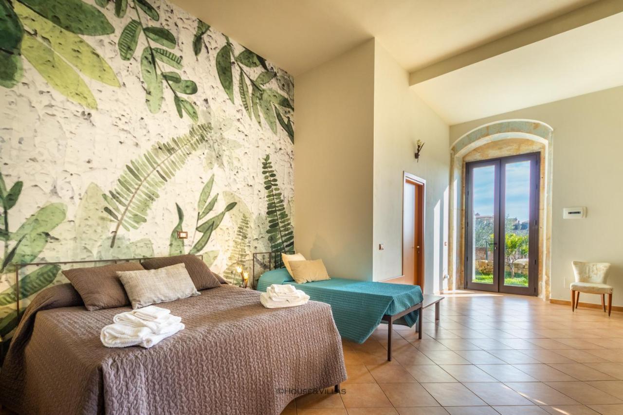 Villa Rosaria Rooms 노토 외부 사진