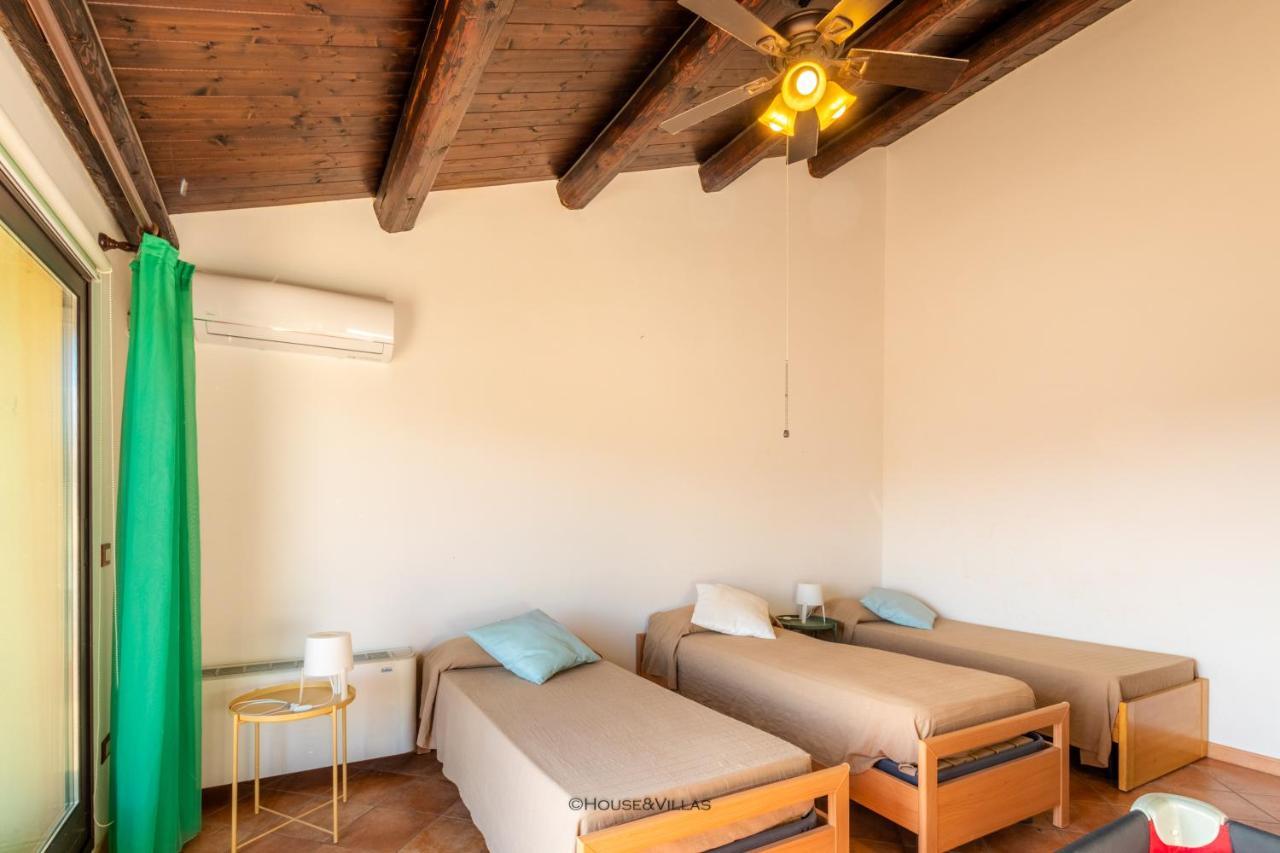 Villa Rosaria Rooms 노토 외부 사진