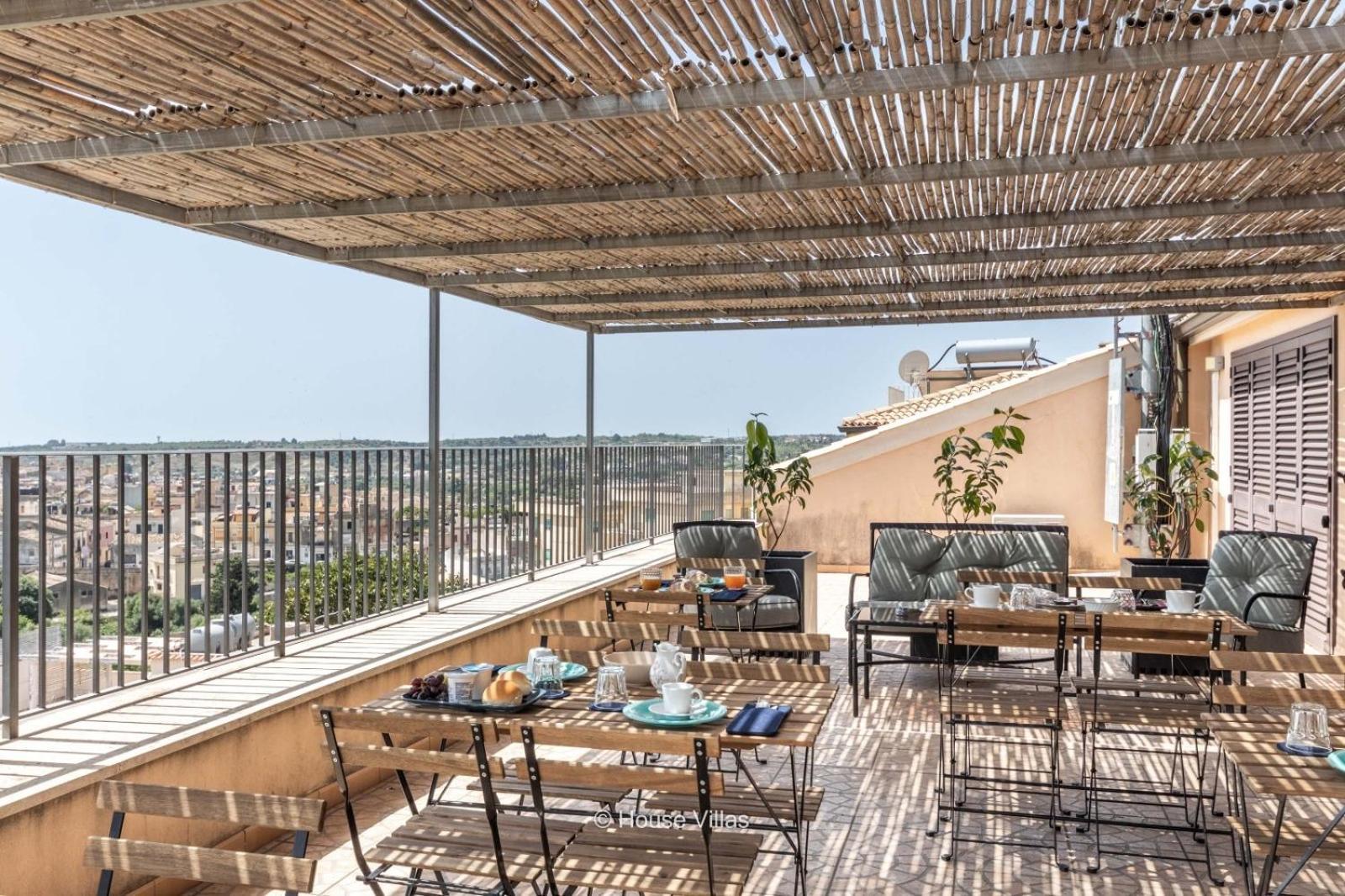 Villa Rosaria Rooms 노토 외부 사진